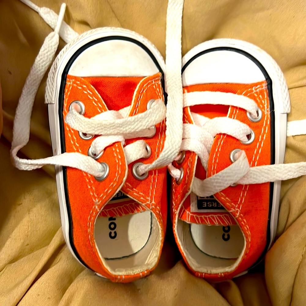 Orange infant converse size 2.